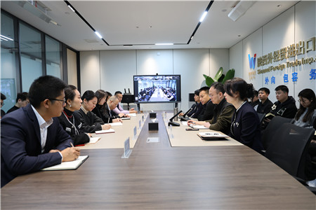 2月21日，進(jìn)出口公司傳達(dá)學(xué)習(xí)陜外集團(tuán)深化“三個(gè)年”活動(dòng)暨“二次創(chuàng)業(yè)”推進(jìn)會(huì)精神。_副本.jpg